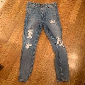 American Eagle high rise jegging size 14 w rips